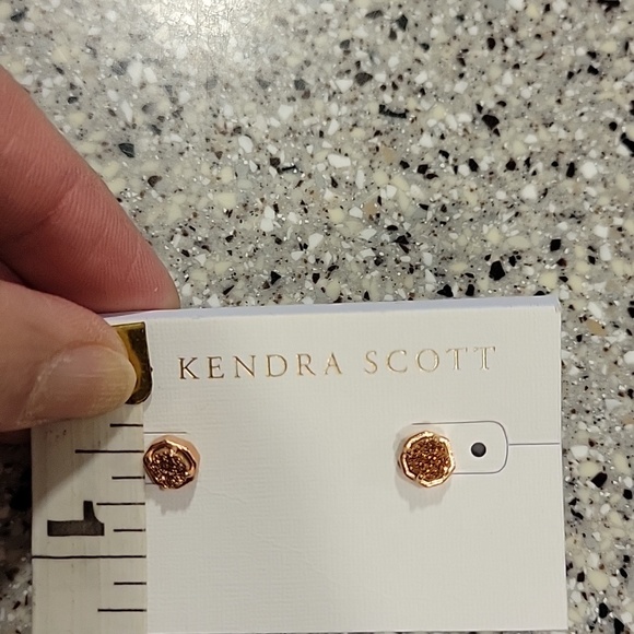 Kendra Scott Rose Gold Glitter Hexagon Druzy Stud Earrings - Picture 3 of 8